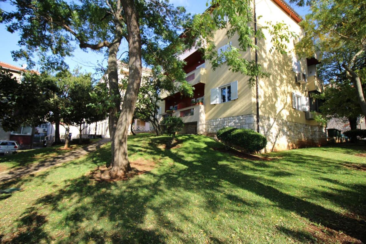 Apartment Agata In City Center Poreč Kültér fotó